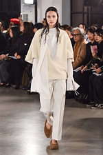 シクラス 2019-20年秋冬コレクション - コントラストがモダンさへ繋げる｜写真2