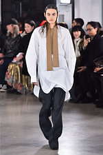 シクラス 2019-20年秋冬コレクション - コントラストがモダンさへ繋げる｜写真6