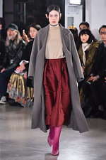 シクラス 2019-20年秋冬コレクション - コントラストがモダンさへ繋げる｜写真19