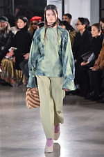 シクラス 2019-20年秋冬コレクション - コントラストがモダンさへ繋げる｜写真24