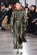 シクラス 2019-20年秋冬コレクション - コントラストがモダンさへ繋げる｜写真30