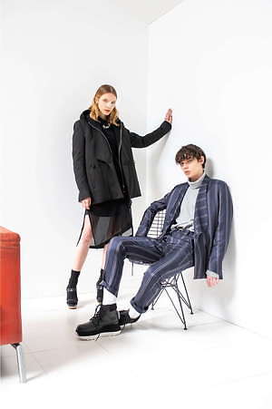 リヒト・ベシュトレーベン(Licht Bestreben) 2019-20年秋冬ウィメンズ&メンズコレクション  - 写真7