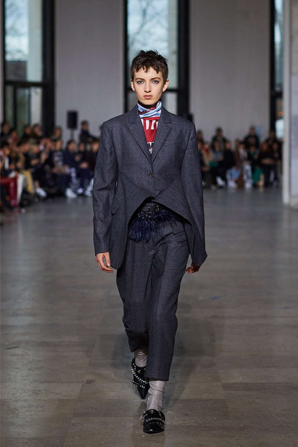 セドリック シャルリエ(CÉDRIC CHARLIER) 2019-20年秋冬ウィメンズコレクション  - 写真12