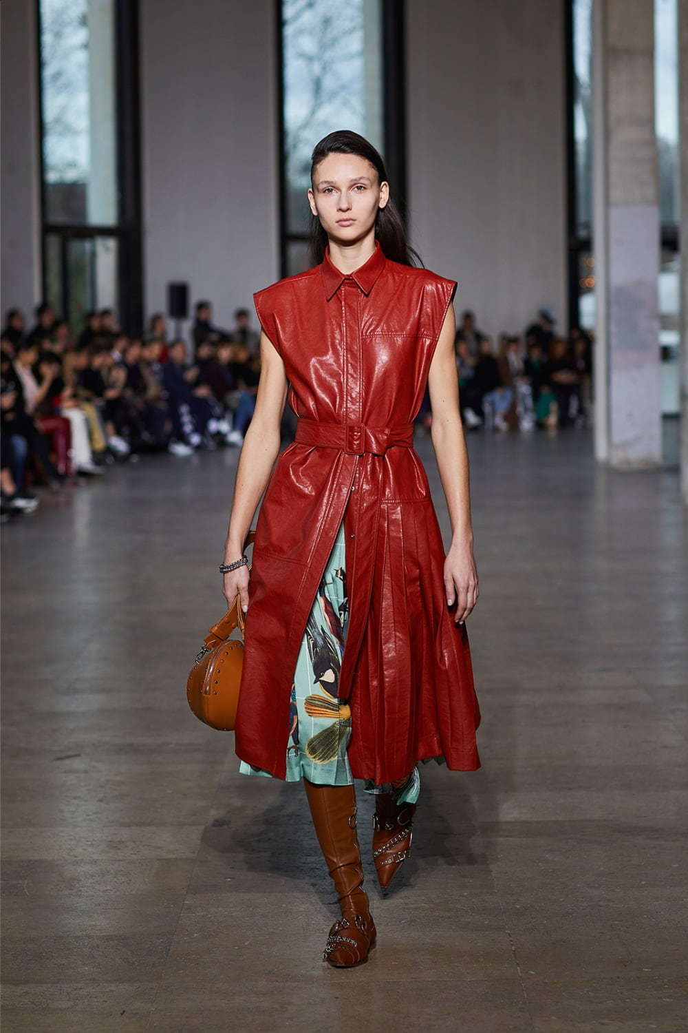 セドリック シャルリエ(CÉDRIC CHARLIER) 2019-20年秋冬ウィメンズコレクション  - 写真23