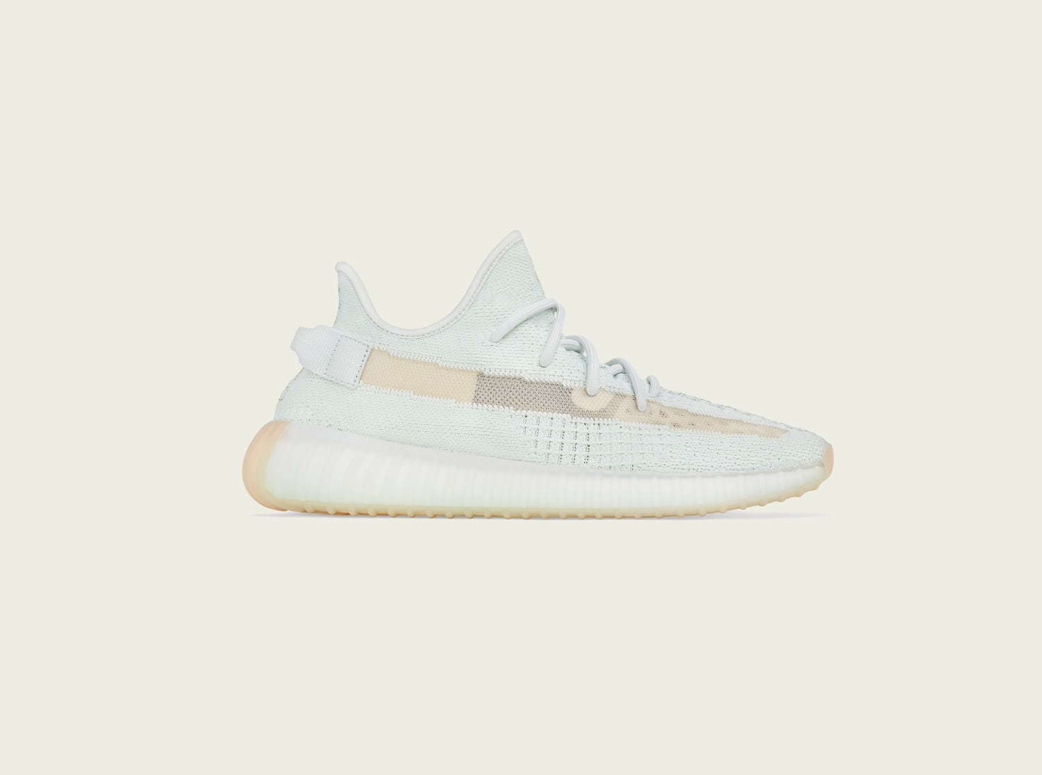 アディダス(adidas) YEEZY BOOST 350 V2｜写真1