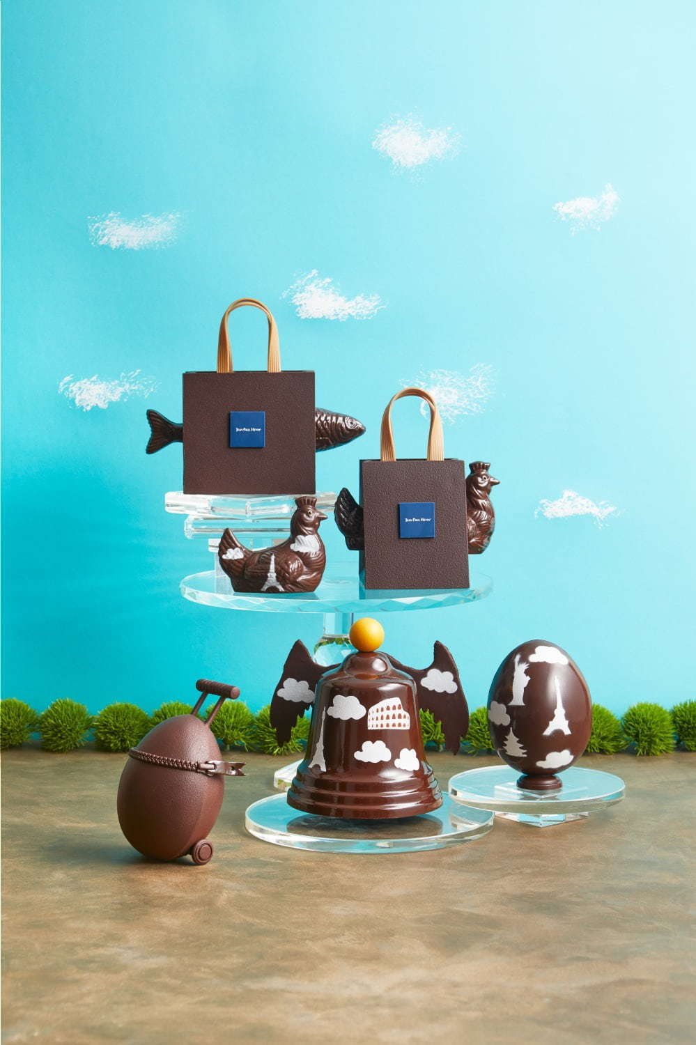 ジャン＝ポール・エヴァンのイースター、ショコラでできた鶏が顔を出すバッグや卵型スーツケースなど｜写真15