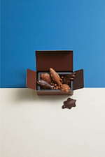 ジャン＝ポール・エヴァンのイースター、ショコラでできた鶏が顔を出すバッグや卵型スーツケースなど｜写真11