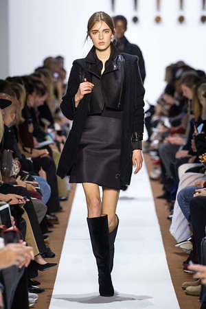 アクリス(Akris) 2019-20年秋冬ウィメンズコレクション  - 写真47