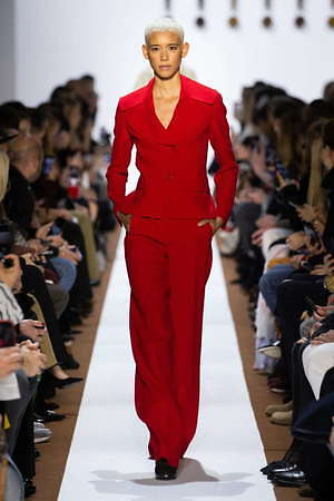 アクリス(Akris) 2019-20年秋冬ウィメンズコレクション  - 写真6