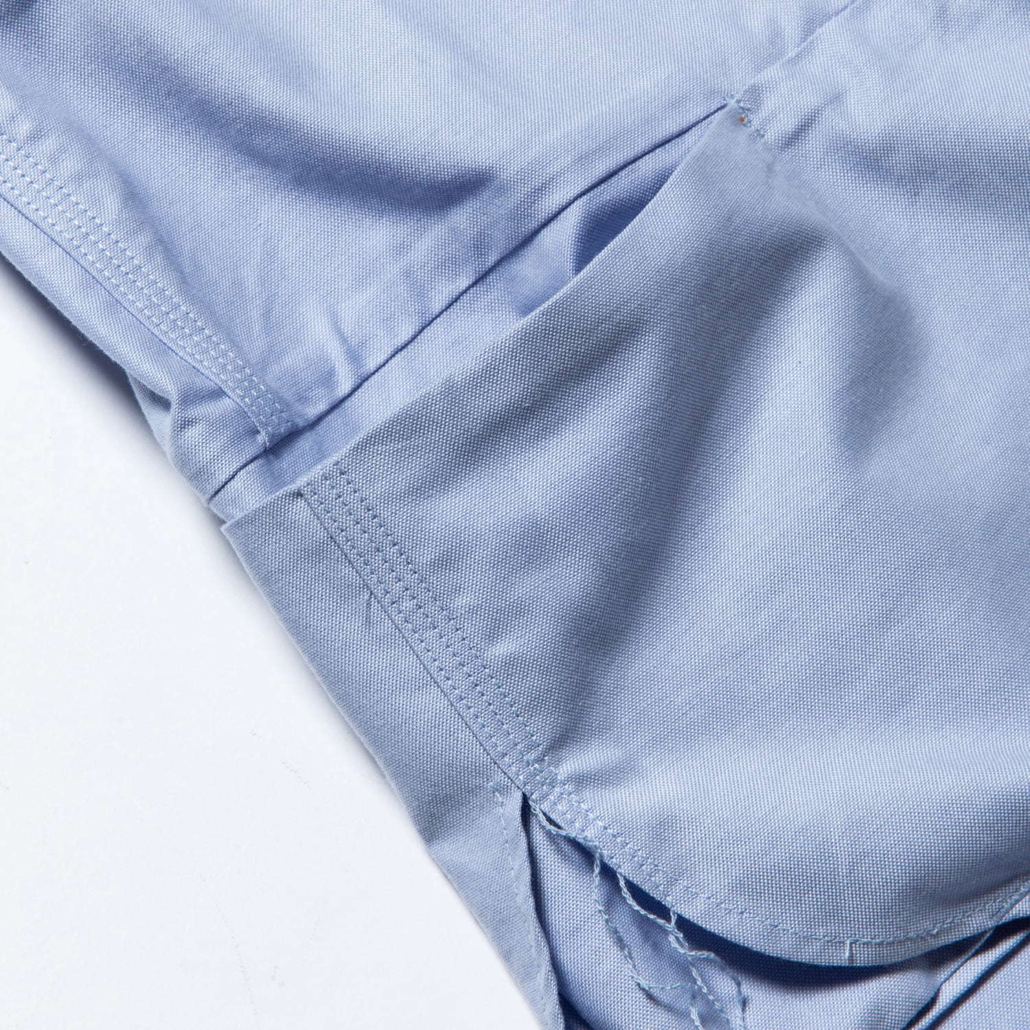 ミーンズワイルの新作メンズシャツ - メッシュやポケットを配した機能的＆快適なデザイン｜写真16
