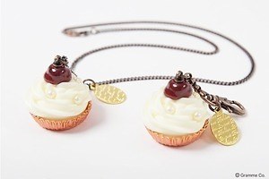 Q-pot.の春限定アクセサリー、桜色に染まった「オバケちゃん