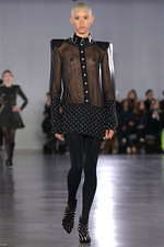 バルマン 2019-20年秋冬コレクション - 意表を突くアイデアが新しい美を運ぶ｜写真5