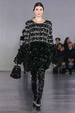 バルマン 2019-20年秋冬コレクション - 意表を突くアイデアが新しい美を運ぶ｜写真8