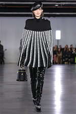 バルマン 2019-20年秋冬コレクション - 意表を突くアイデアが新しい美を運ぶ｜写真10