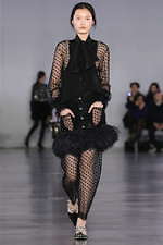 バルマン 2019-20年秋冬コレクション - 意表を突くアイデアが新しい美を運ぶ｜写真21