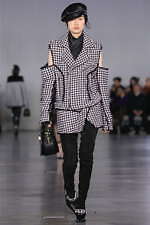 バルマン 2019-20年秋冬コレクション - 意表を突くアイデアが新しい美を運ぶ｜写真22