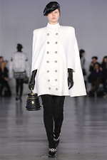 バルマン 2019-20年秋冬コレクション - 意表を突くアイデアが新しい美を運ぶ｜写真24