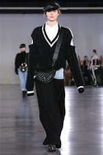 バルマン 2019-20年秋冬コレクション - 意表を突くアイデアが新しい美を運ぶ｜写真33