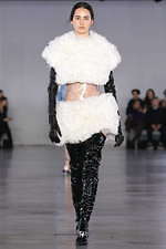 バルマン 2019-20年秋冬コレクション - 意表を突くアイデアが新しい美を運ぶ｜写真40