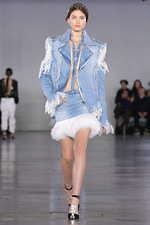 バルマン 2019-20年秋冬コレクション - 意表を突くアイデアが新しい美を運ぶ｜写真41