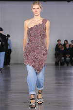 バルマン 2019-20年秋冬コレクション - 意表を突くアイデアが新しい美を運ぶ｜写真49