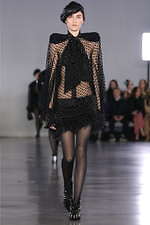 バルマン 2019-20年秋冬コレクション - 意表を突くアイデアが新しい美を運ぶ｜写真67