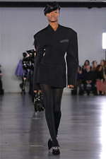 バルマン 2019-20年秋冬コレクション - 意表を突くアイデアが新しい美を運ぶ｜写真73