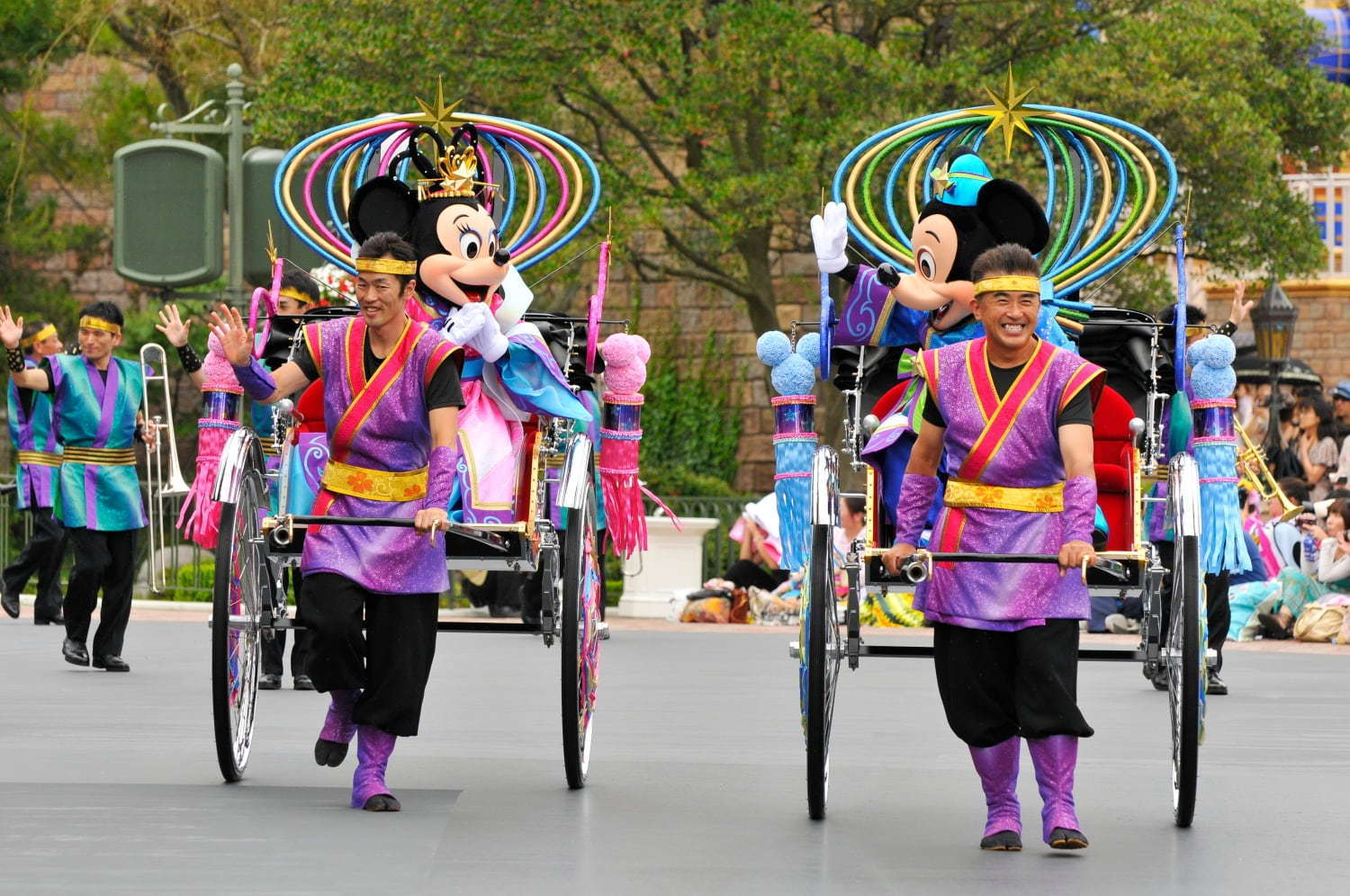 東京ディズニーランド シー19年度日程表 ワンマンズ ドリーム ファンタズミック がラストラン ファッションプレス