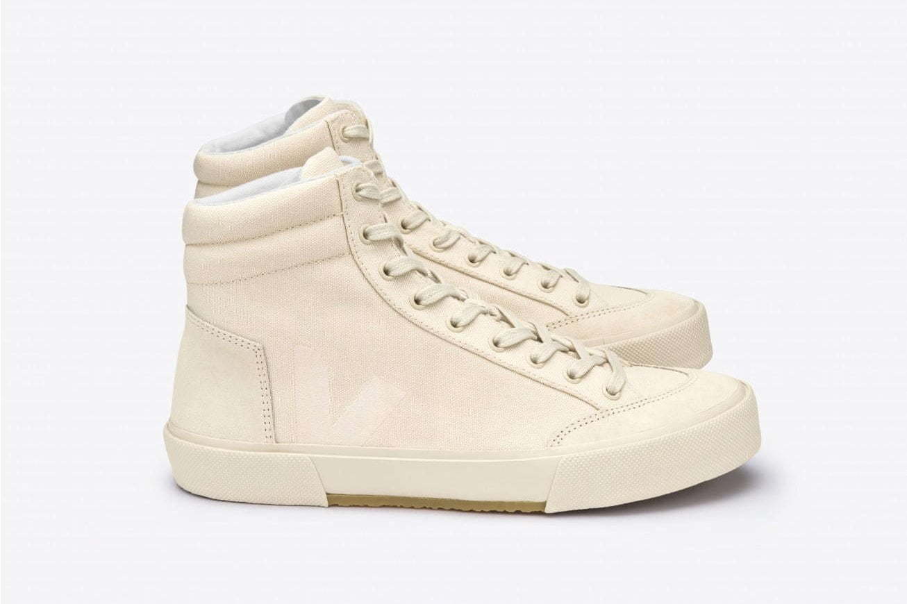 LEMAIRE ルメール キャンバススニーカー ハイカット ルメール×ヴェジャのスニーカー、アーミーシューズ着想の