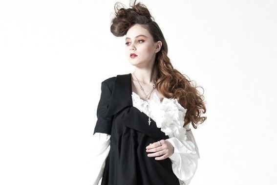 アリスアウアアの限定ストアが東京・原宿に3日間限定で、19年春夏の新作＆定番アイテム販売