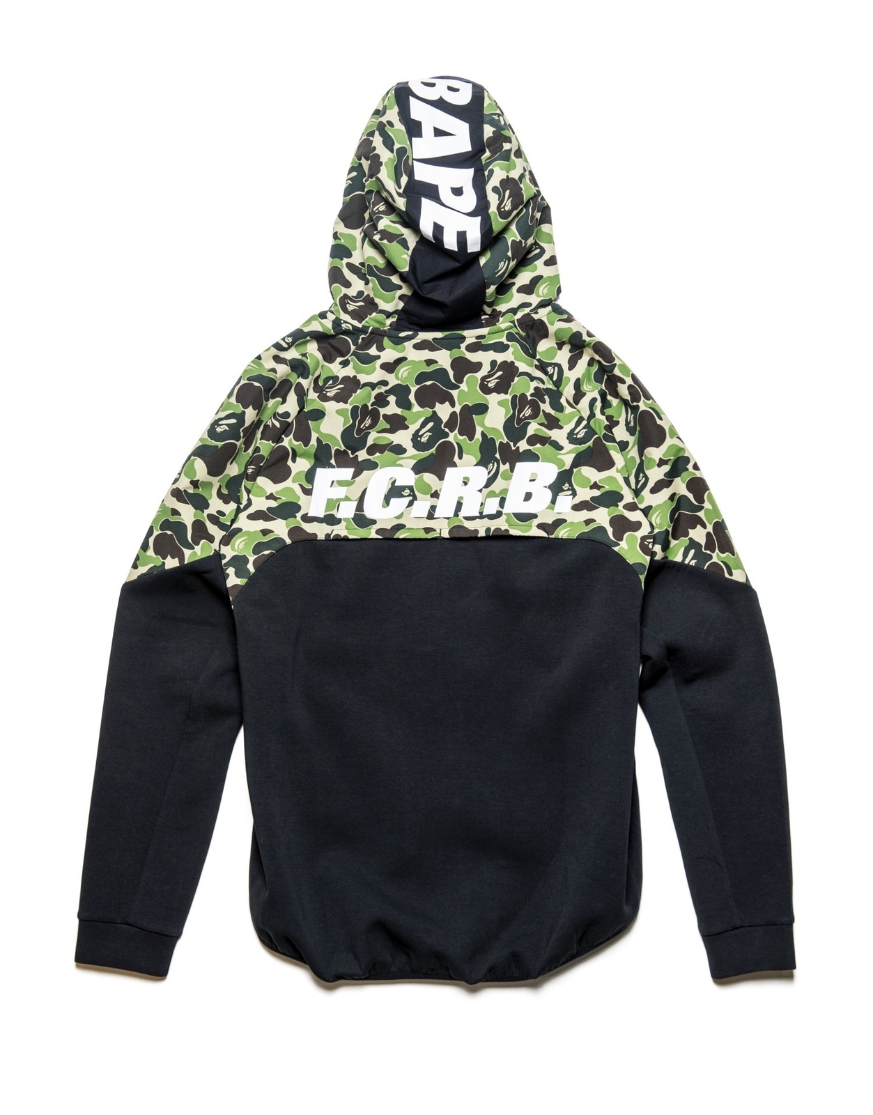 ソフ×ア ベイシング エイプ初コラボ「F.C.R.BAPE」