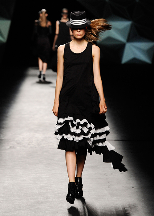 ワイスリー(Y-3) 2013年春夏ウィメンズ&メンズコレクション シルエット - 写真62