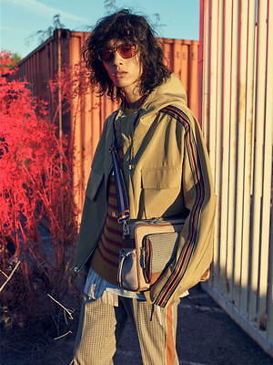 スペイン発送 ZARA ゴデットプリントドレス 上品カジュアル 新作 スペイン発送 ZARA フローラルプリントサテンミディドレス 新作
