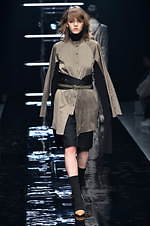 アオイワナカ 2019年秋冬コレクション - 休日のご褒美｜写真3