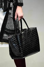 ユキ トリヰ インターナショナル 2019年秋冬コレクション - “洗練”を忘れない女性たちの日常｜写真14