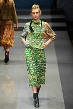 ユキ トリヰ インターナショナル 2019年秋冬コレクション - “洗練”を忘れない女性たちの日常｜写真44