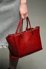 ユキ トリヰ インターナショナル 2019年秋冬コレクション - “洗練”を忘れない女性たちの日常｜写真48