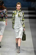 ユキ トリヰ インターナショナル 2019年秋冬コレクション - “洗練”を忘れない女性たちの日常｜写真49