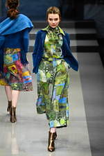 ユキ トリヰ インターナショナル 2019年秋冬コレクション - “洗練”を忘れない女性たちの日常｜写真53