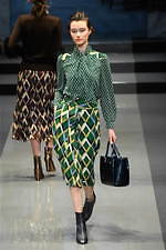 ユキ トリヰ インターナショナル 2019年秋冬コレクション - “洗練”を忘れない女性たちの日常｜写真62