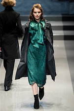 ユキ トリヰ インターナショナル 2019年秋冬コレクション - “洗練”を忘れない女性たちの日常｜写真69