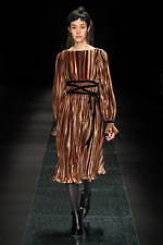 タエ アシダ 2019-20年秋冬コレクション - 多様性への順応を楽しむ｜写真28