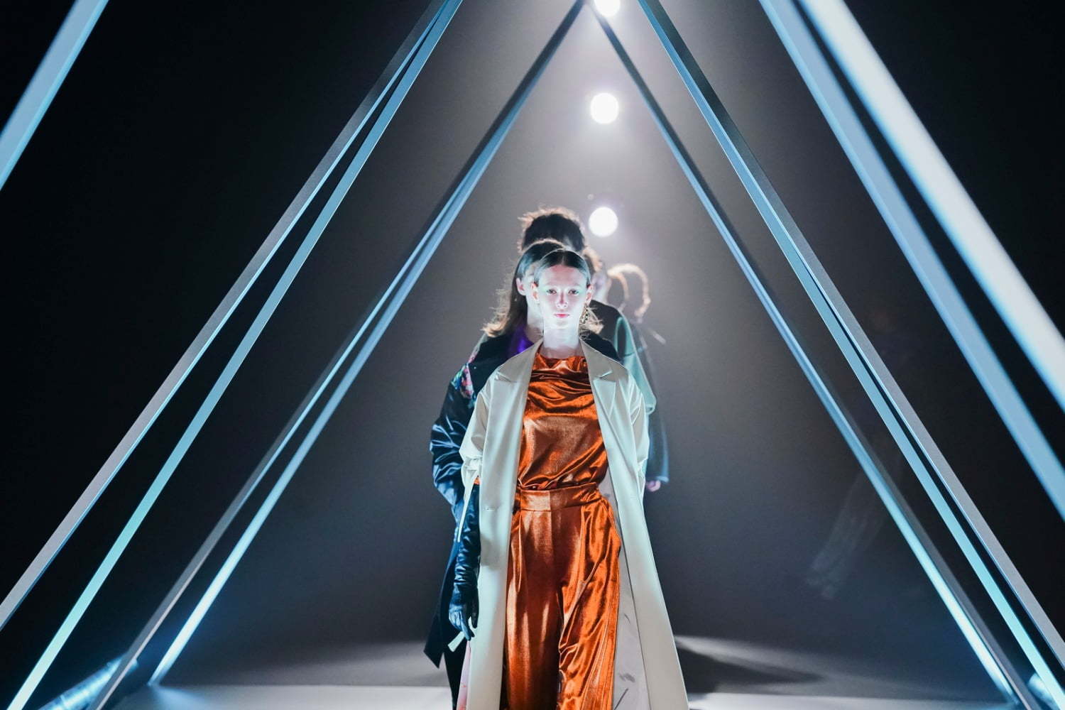 ハレ 2019-20年秋冬 ウィメンズ&メンズ コレクション