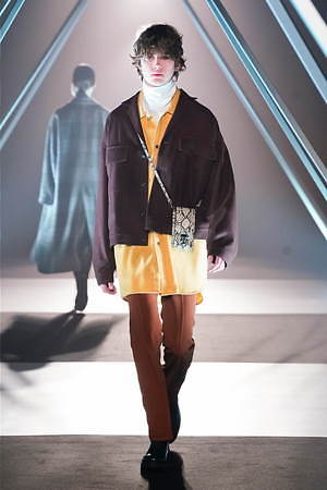 HARE 2019年秋冬コレクション - 表裏の曖昧さが生んだ美しさと自由｜写真15