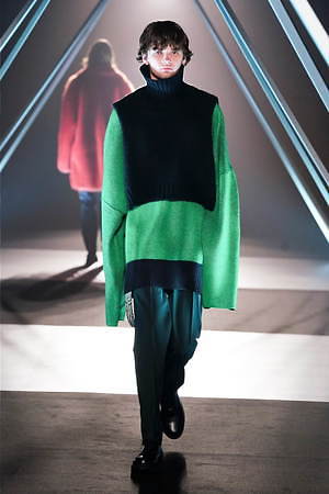 HARE 2019年秋冬コレクション - 表裏の曖昧さが生んだ美しさと自由｜写真24