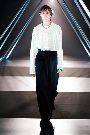 HARE 2019年秋冬コレクション - 表裏の曖昧さが生んだ美しさと自由｜写真31