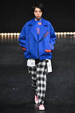 パラドックス トーキョー 2019-20年秋冬コレクション - 内なる美を発信｜写真28