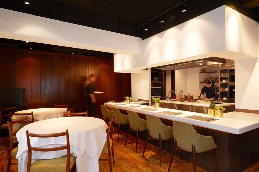 香港隠れ家レストラン「チョイチョイキッチン」日本1号店西麻布にオープン、メニューはコース料理のみ｜写真7