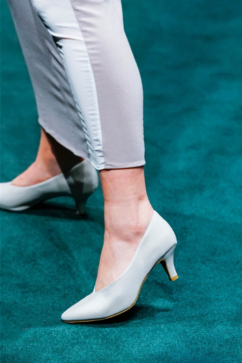 アカリ ミヤヅ 2019-20年秋冬<span>コレクション</span> - 写真19