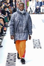 チルドレン・オブ・ザ・ディスコーダンス 2019年秋冬コレクション - 個人的な気分をデザインに｜写真32